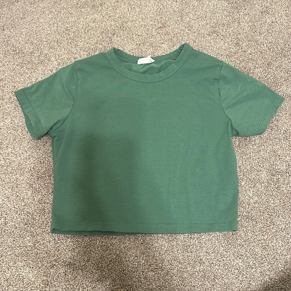 Cotton on green crop top